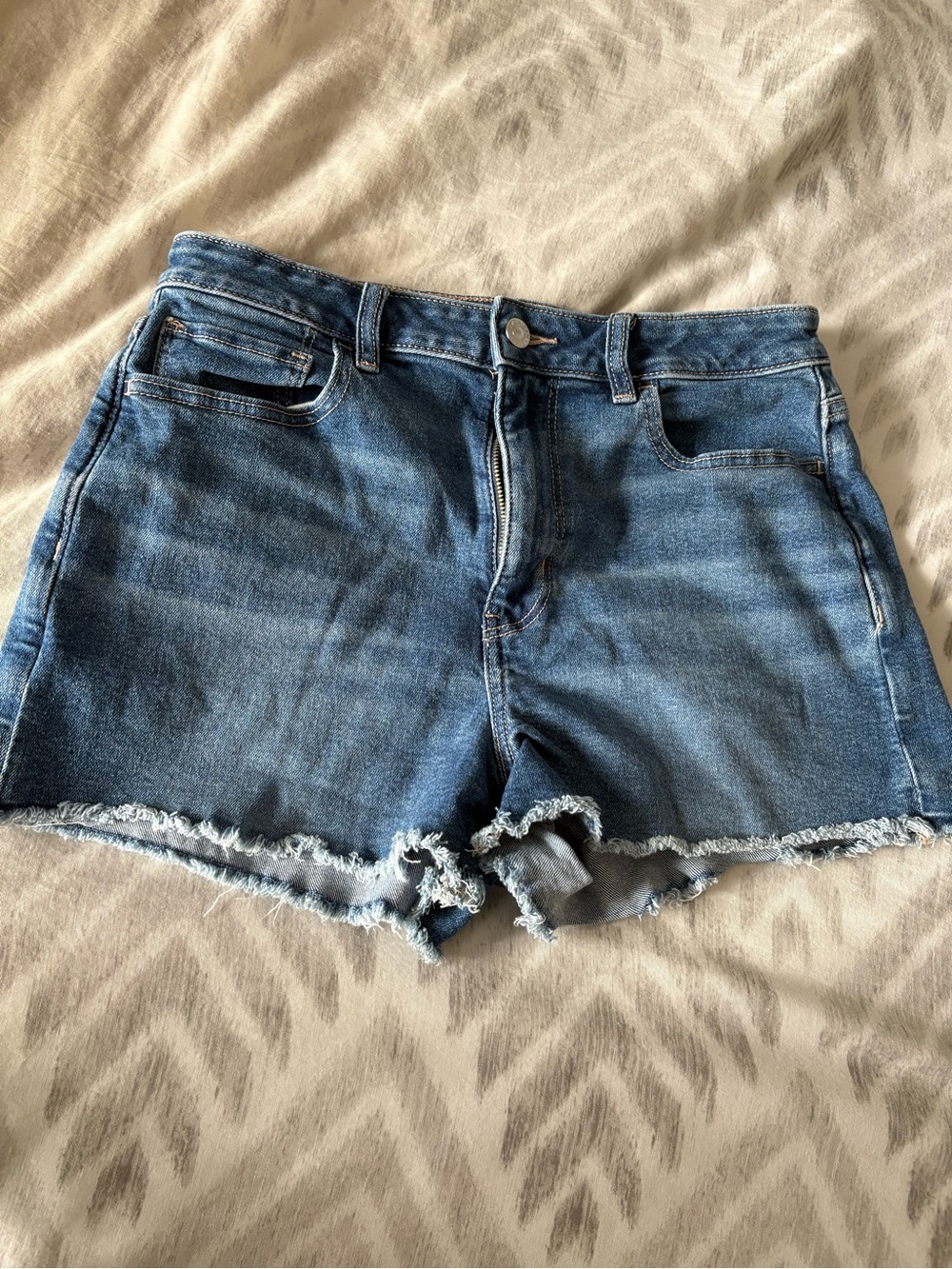 American Eagle Outfitters Blue Frayed Hem Mom Shorts